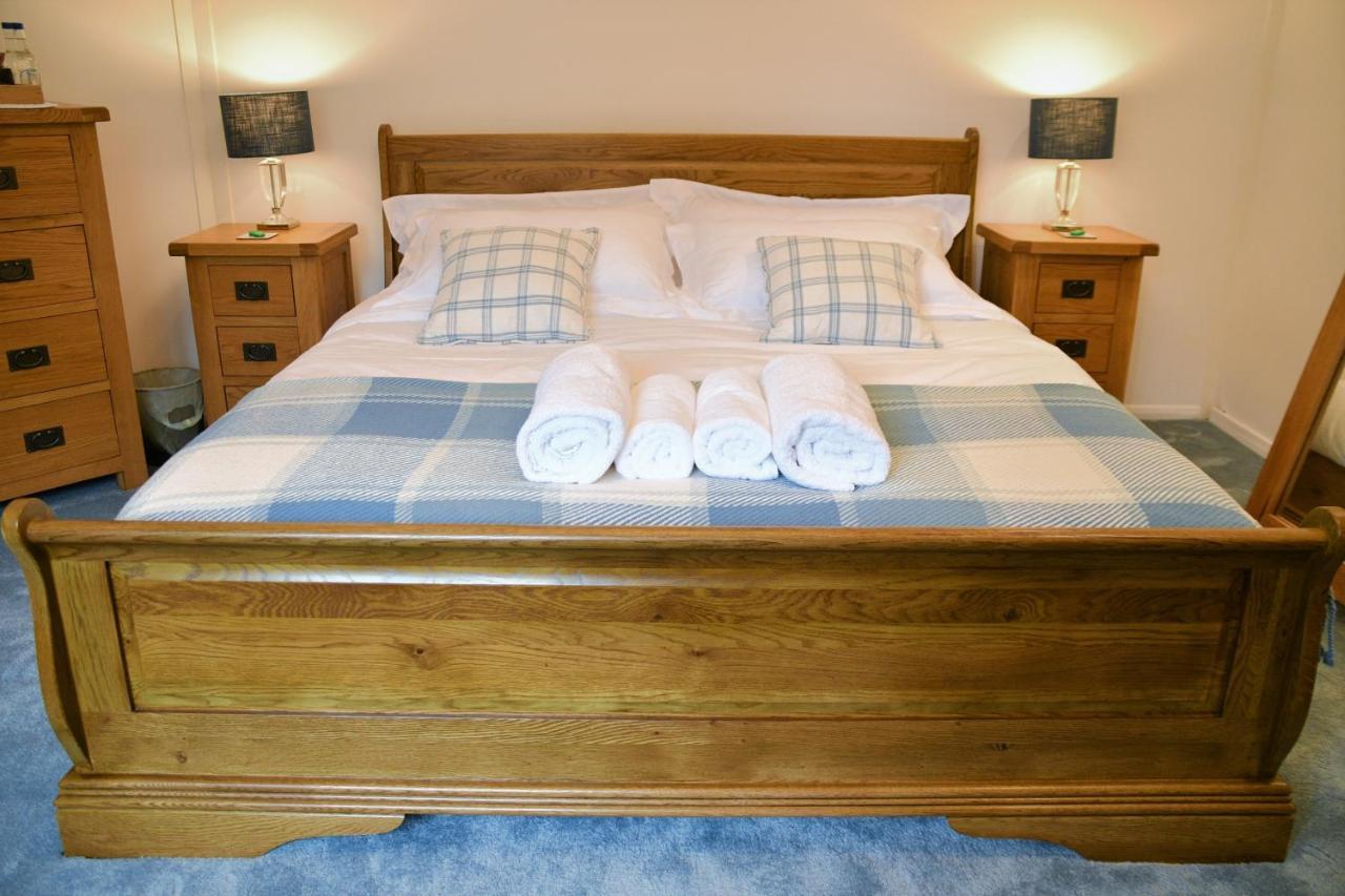 Trewassick Barn Bed and Breakfast New Quay Exteriör bild