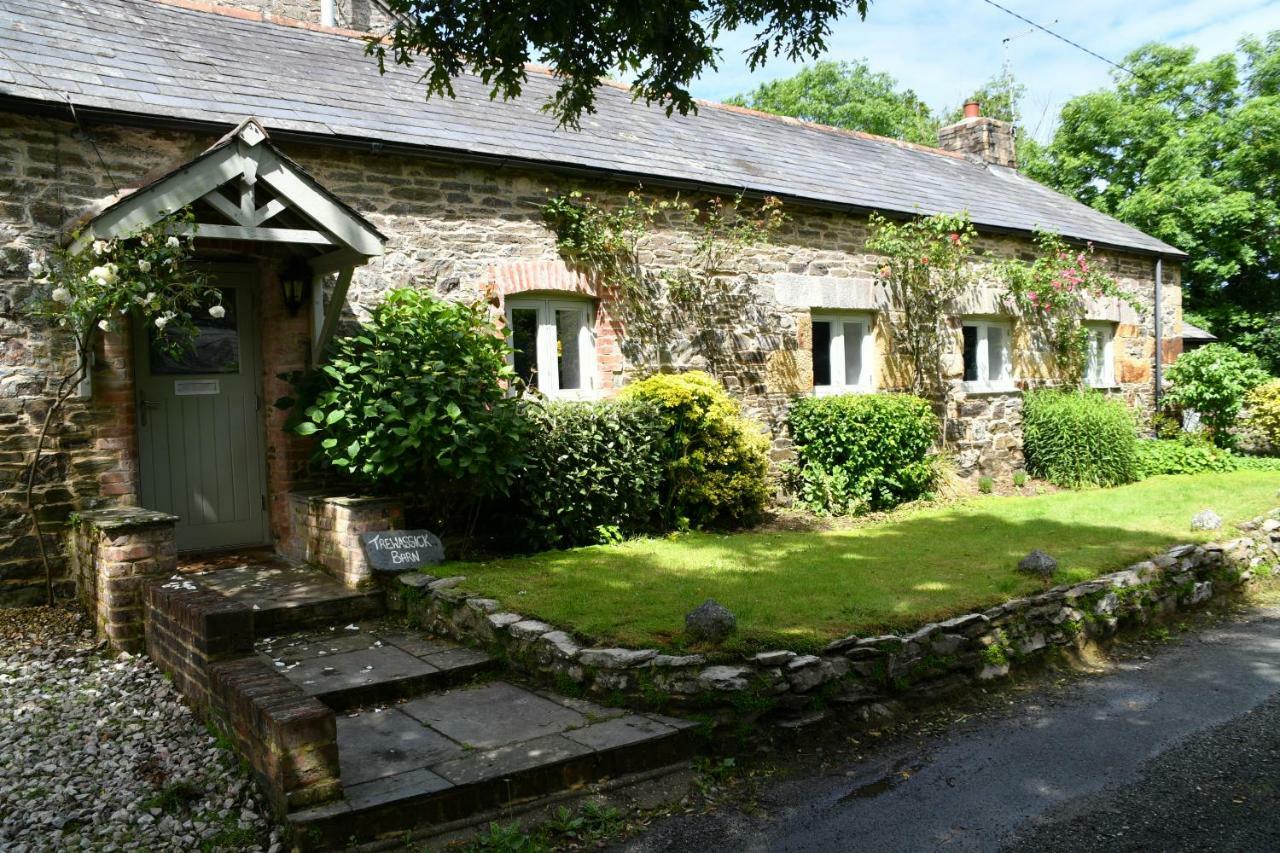 Trewassick Barn Bed and Breakfast New Quay Exteriör bild