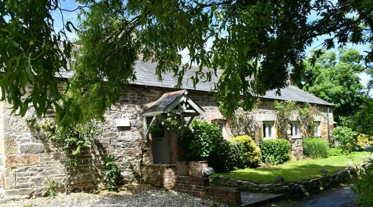 Trewassick Barn Bed and Breakfast New Quay Exteriör bild