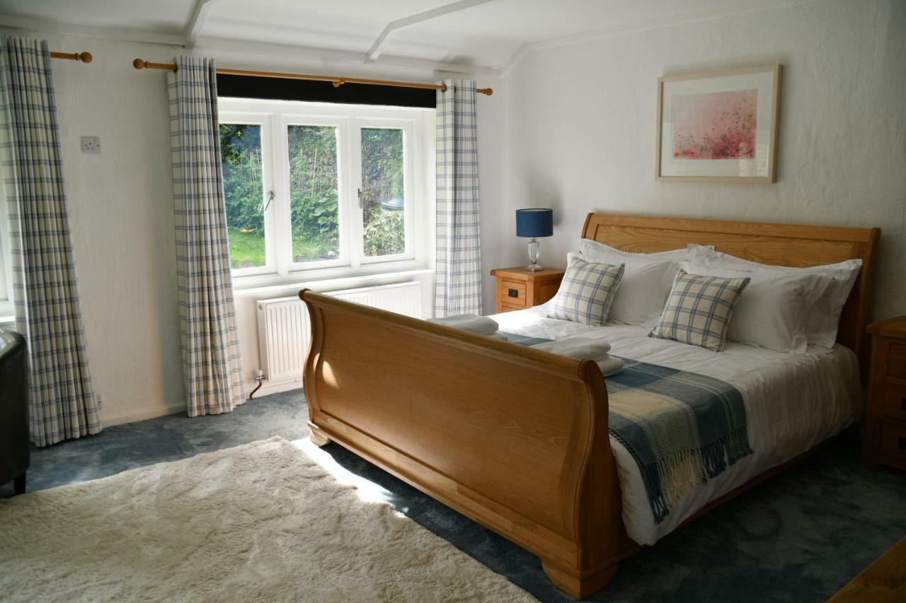 Trewassick Barn Bed and Breakfast New Quay Exteriör bild